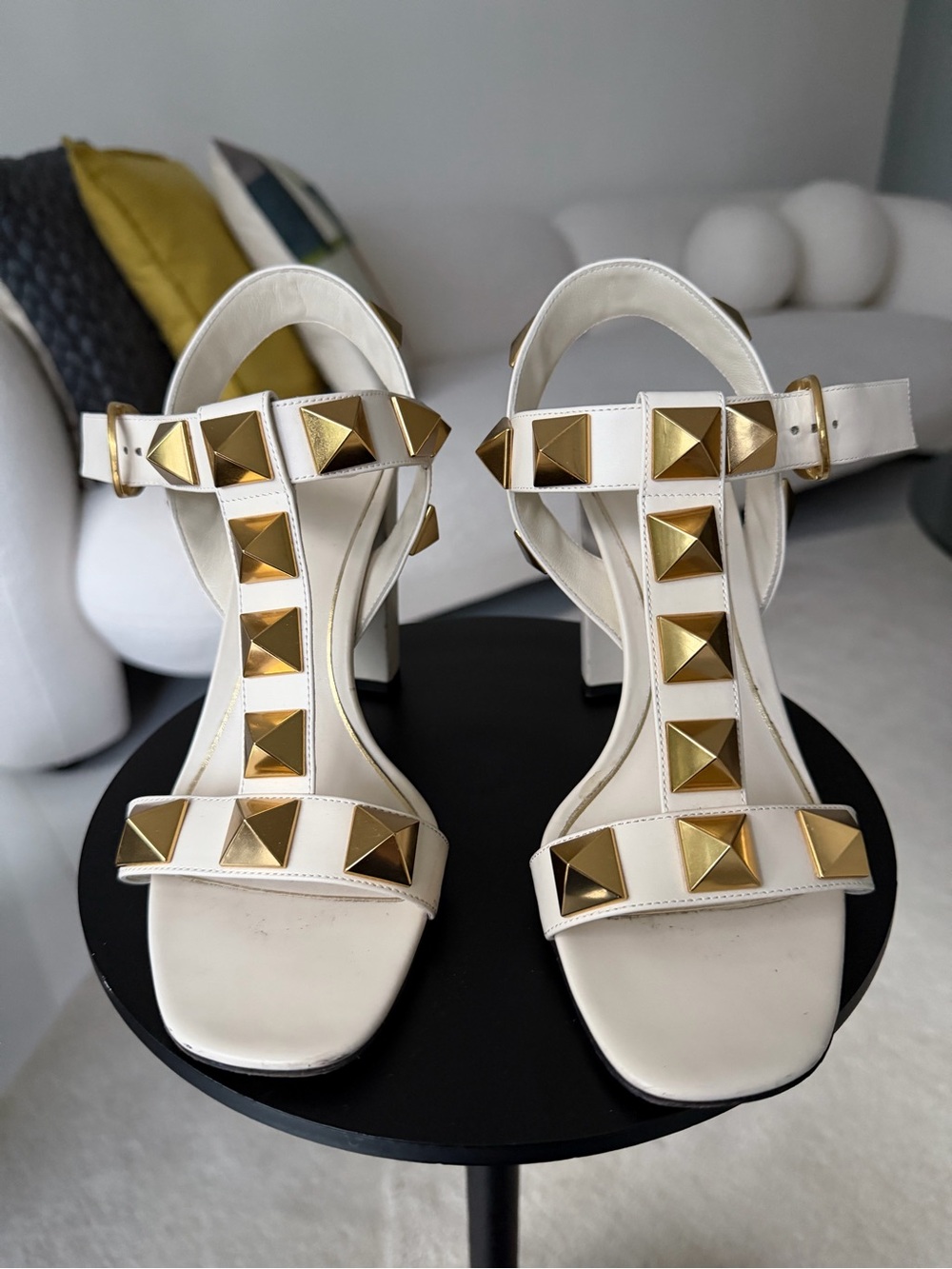 Valentino Garavani White Leather Block-Heel Sandals with Gold Pyramid Studs - Picture 3 of 7